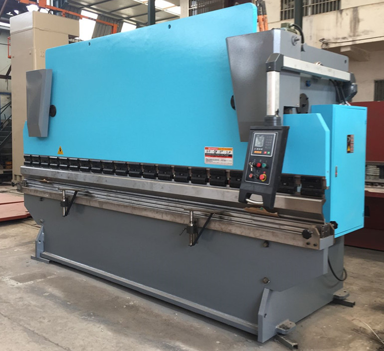 WC67Y-300T  4000 hydraulic CNC bending machine