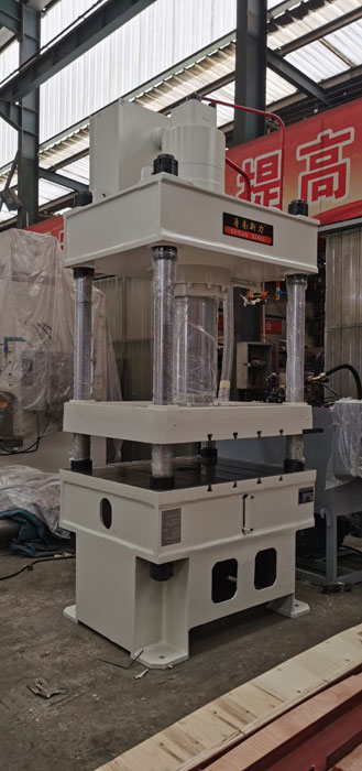 four column hydraulic press